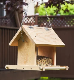 Lee Valley Make It Yourself Bird Feeder Kit