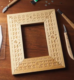Lee Valley Make It Yourself Chip Carving A Picture Frame Kit