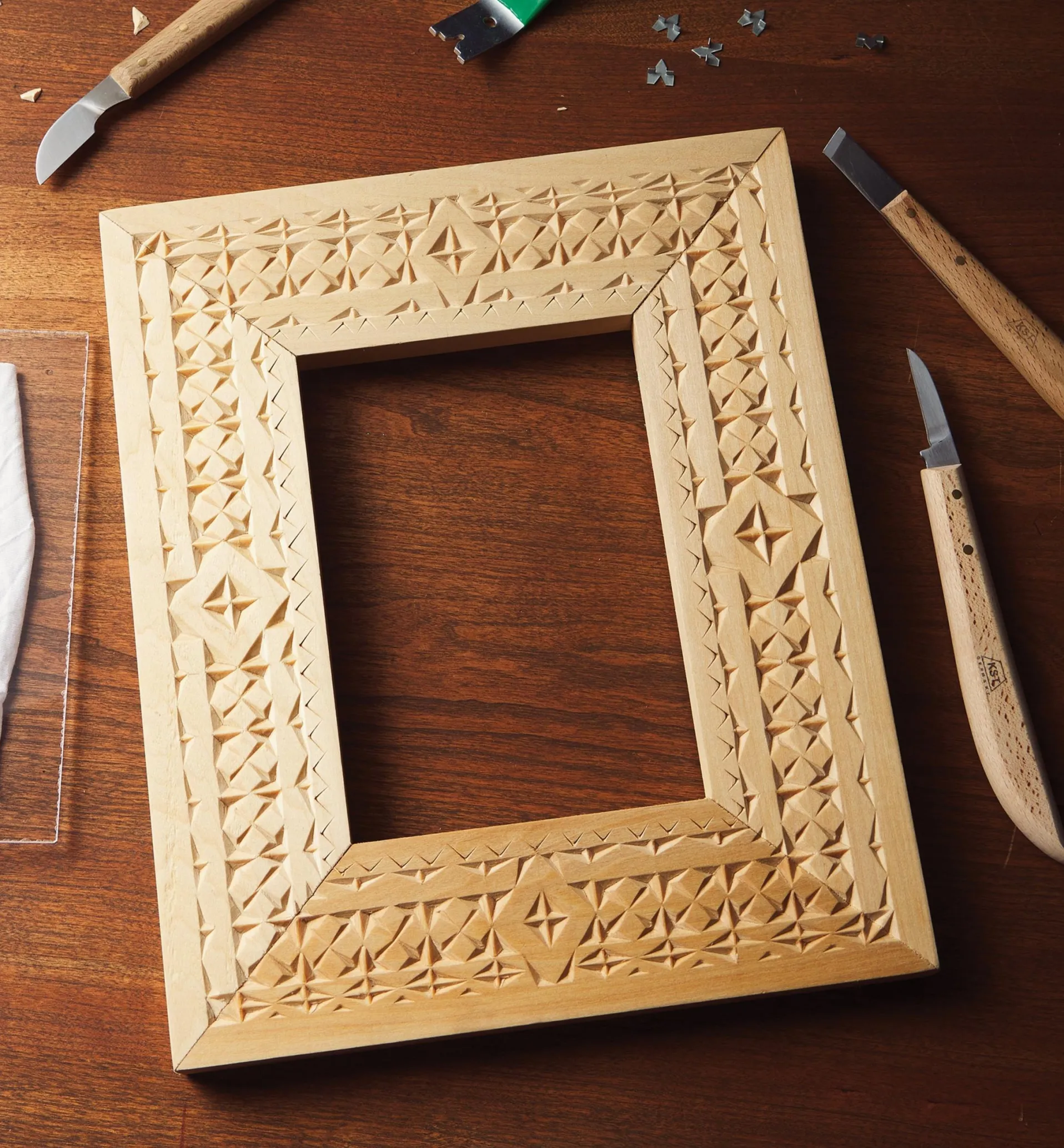Lee Valley Make It Yourself Chip Carving A Picture Frame Kit