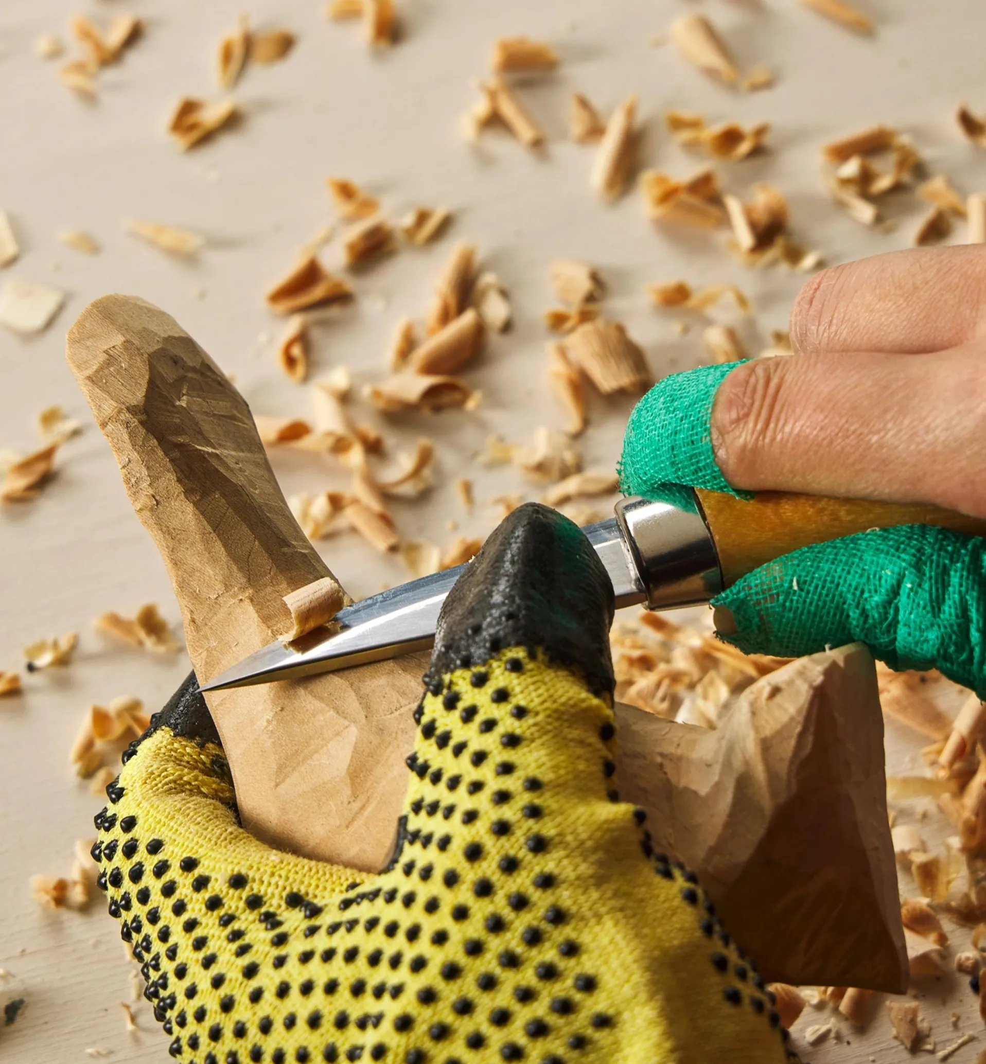 Lee Valley Make It Yourself Hand-Carved Basswood Birds Kit