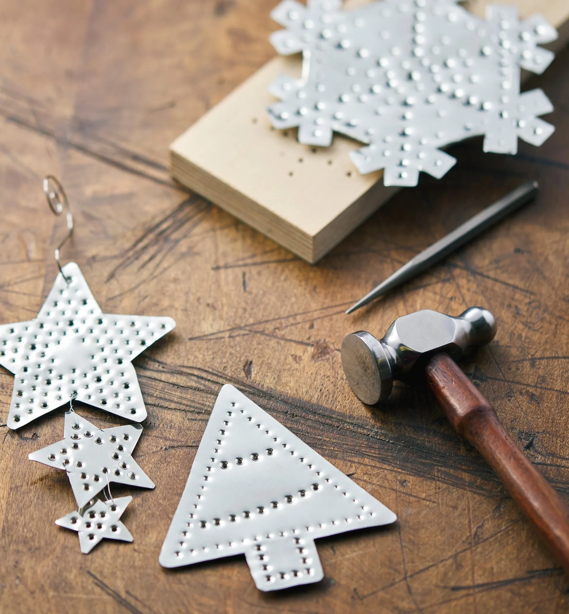 Lee Valley Make It Yourself Pierced-Tin Ornaments Kit