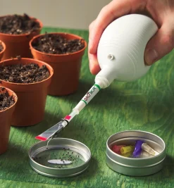 Lee Valley Mini Wand Seeder