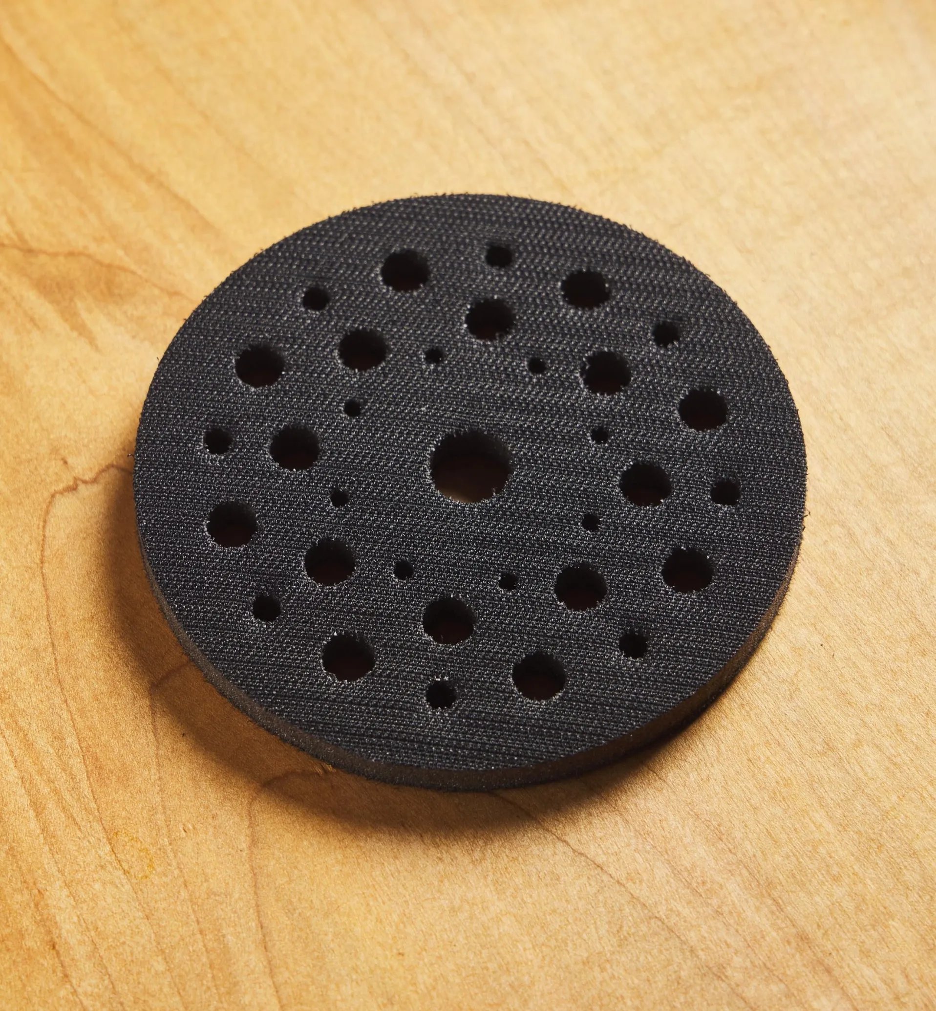 Lee Valley Mirka 5" × 3/8" Multi-Hole Grip-Faced Interface Pad