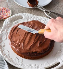 Lee Valley Offset Frosting Spatula