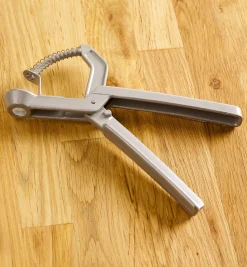 Lee Valley Olive & Cherry Pitter