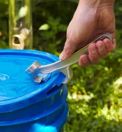 Lee Valley Pail Opener