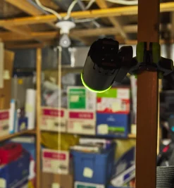 Lee Valley Pair Of Rechargeable Clip Lights