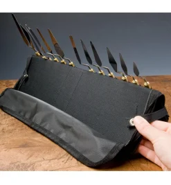 Lee Valley Palette Knives In Case