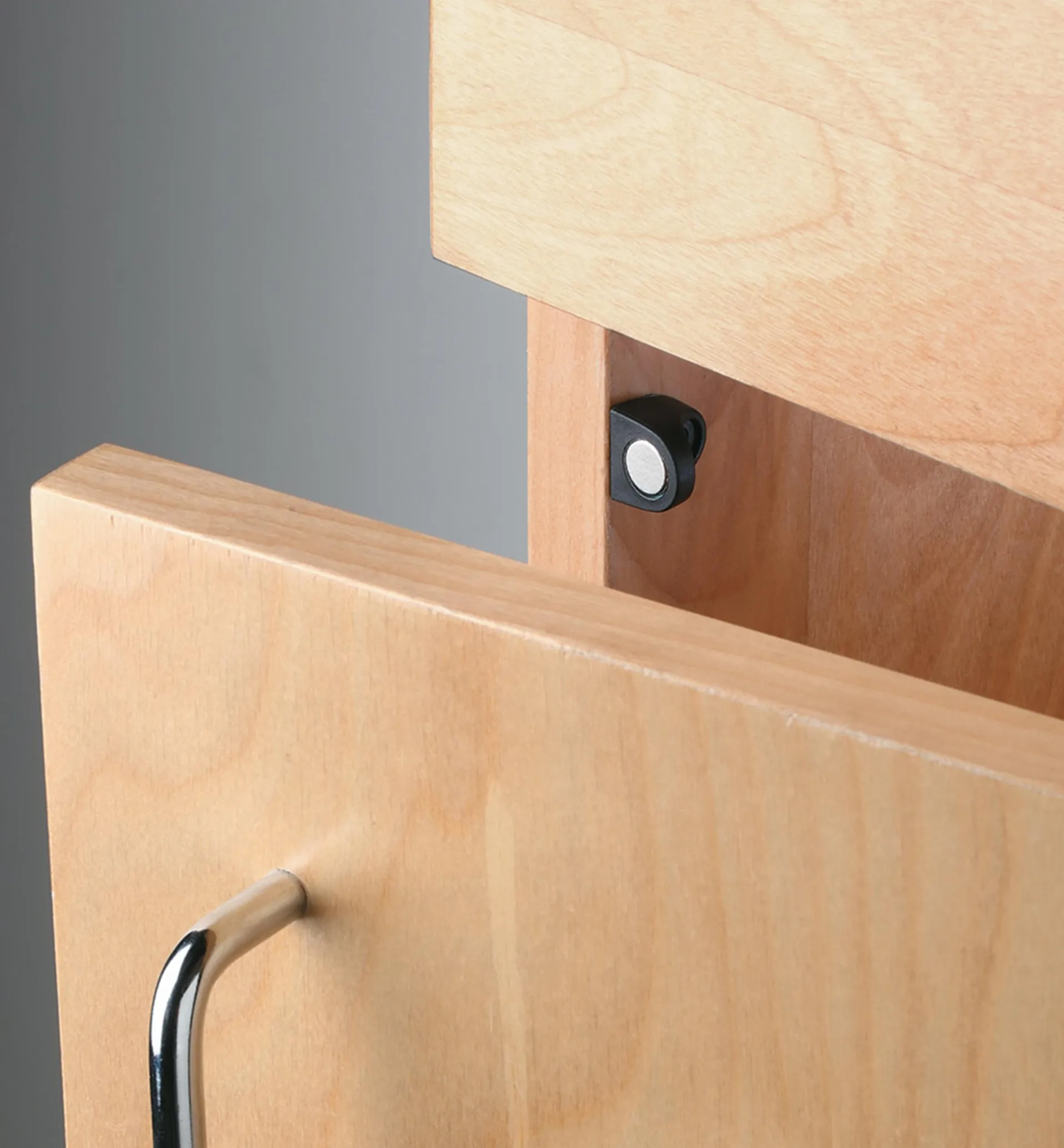 Lee Valley Panel Magnet Cup