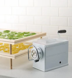 Lee Valley Pasta-Making Set