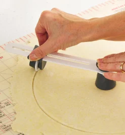 Lee Valley Pastry Cutter