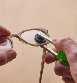 Lee Valley Peeps Eyeglass Cleaner