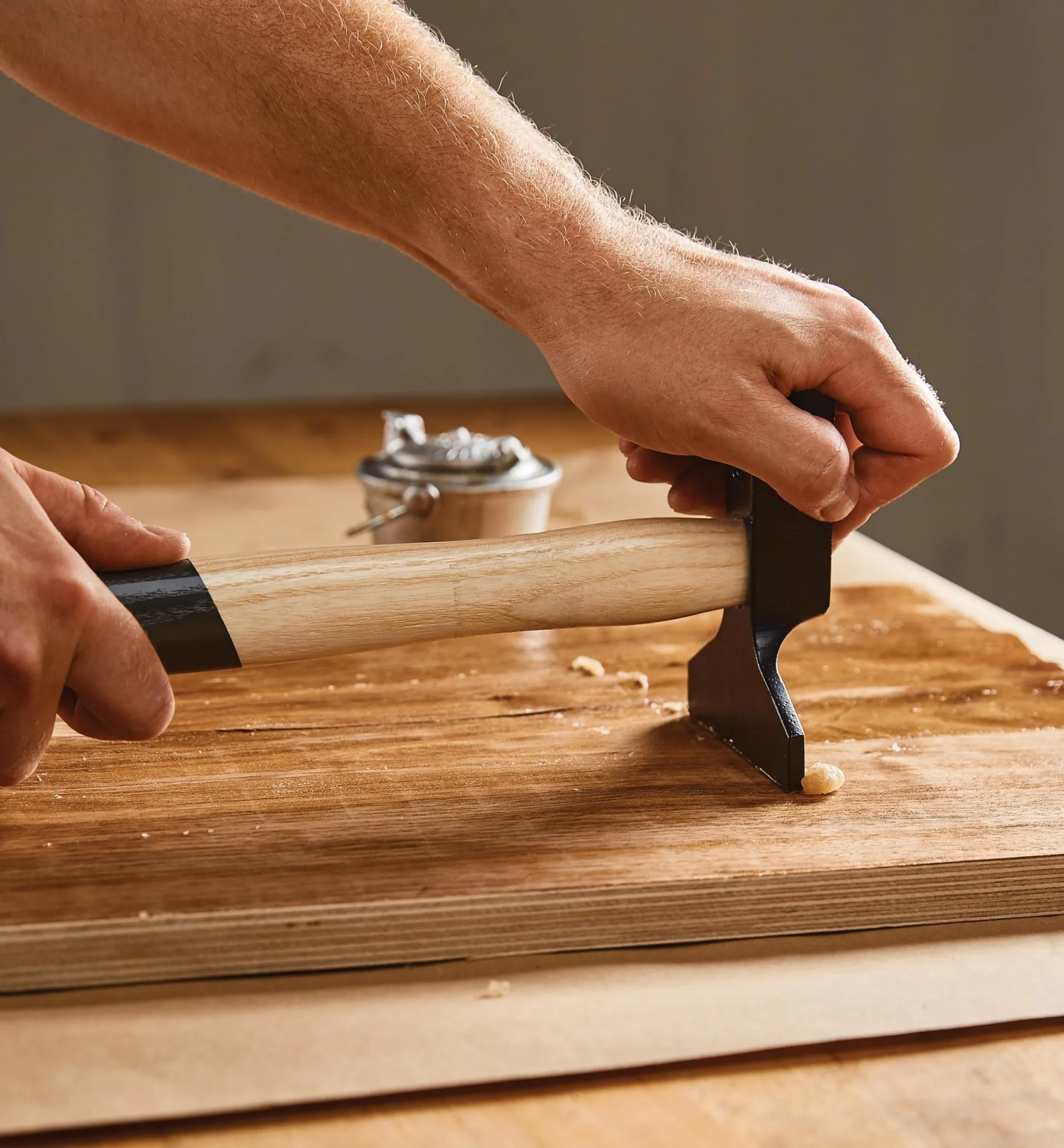 Lee Valley Picard Veneer Hammer