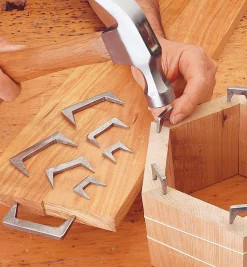 Lee Valley Pinch Dogs