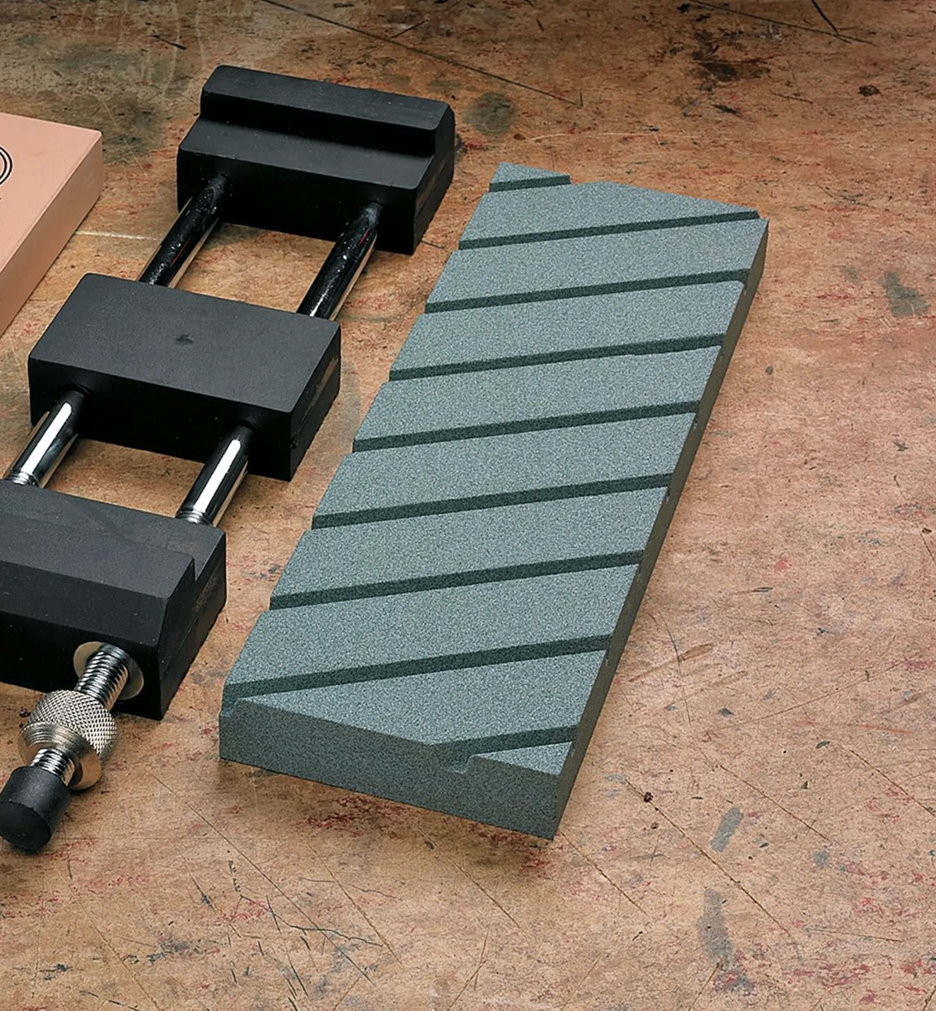 Lee Valley Pride Abrasive Truing Stone For Water Stones