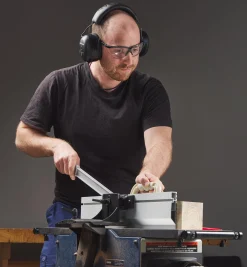 Lee Valley ProHear Bluetooth Hearing Protection