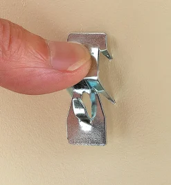 Lee Valley Push & Hang Hangers