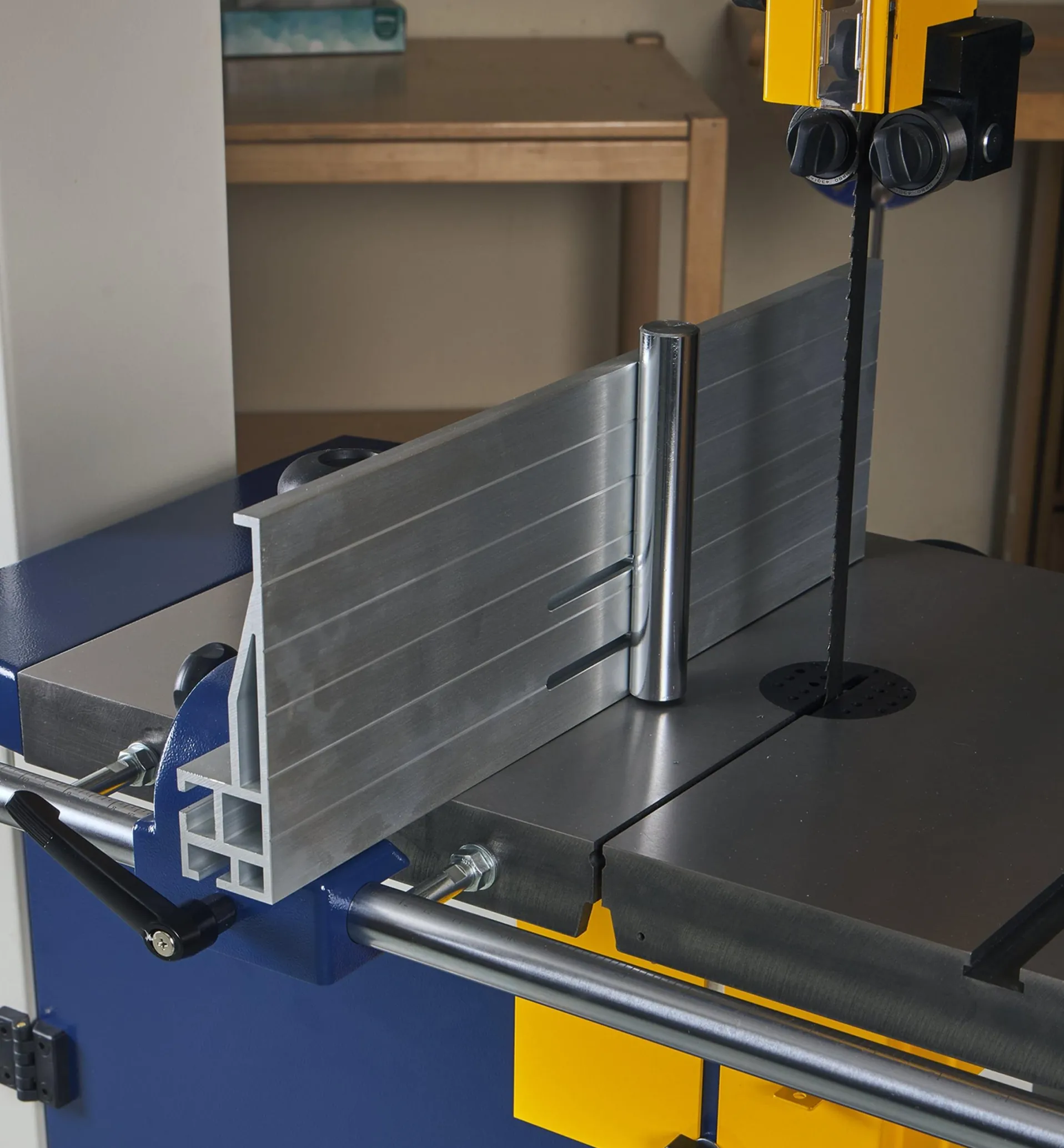 Lee Valley Rikon 18" Deluxe Bandsaw (Model 10-342)