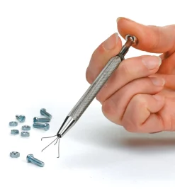 Lee Valley Screw & Nut Grabber