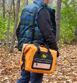 Lee Valley Self-Inflating Cooler