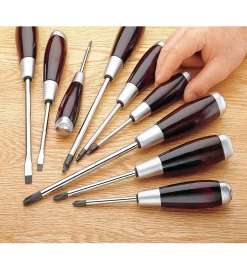 Lee Valley Set Of 9 Heavy-Duty Screwdrivers