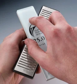 Lee Valley Shapton GlassStone Seven (GS7) Diamond Lapping Plate