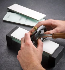 Lee Valley Shapton Set Of 3 GlassStone (GS) HR Stones & Field Holder