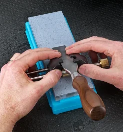 Lee Valley Shapton 1500x Blue Ha-No-Kuromaku Ceramic Stone