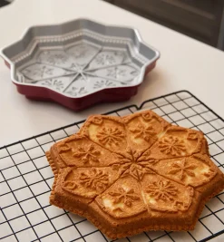 Lee Valley Snowflake Shortbread Pan