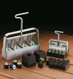 Lee Valley Soil Cube & Block Molds Set