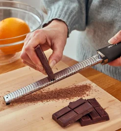 Lee Valley Stainless-Steel Rasp With Handle