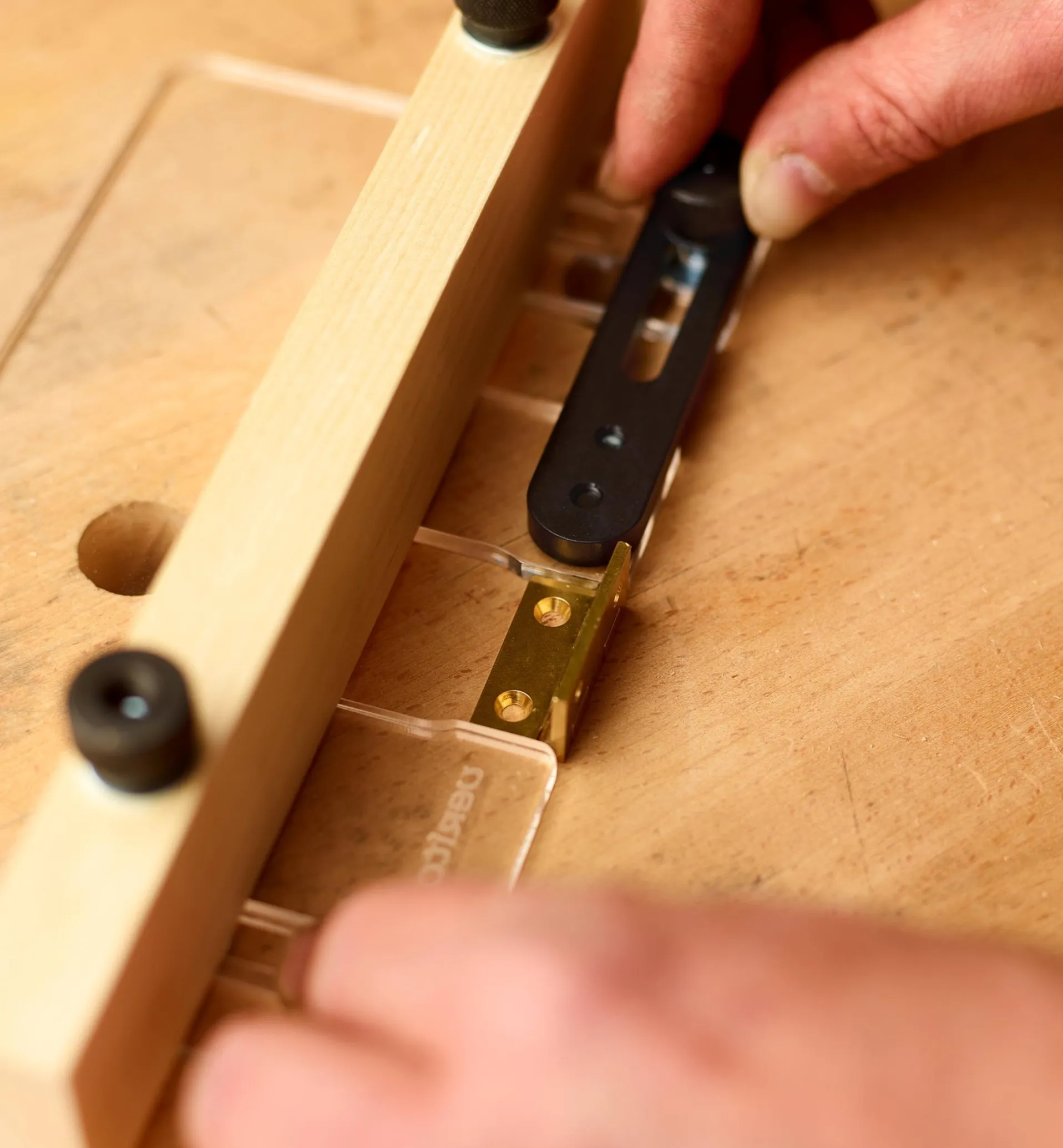 Lee Valley Veritas Cabinet Hinge Template