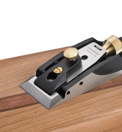 Lee Valley Veritas Cabinetmaker's Trimming Plane