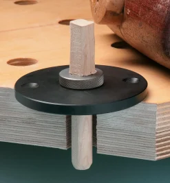 Lee Valley Veritas Dowel Former