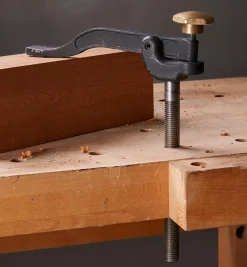 Lee Valley Veritas Hold-Down