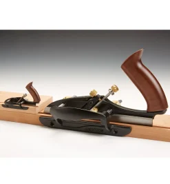 Lee Valley Veritas Miniature Plow Plane