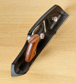 Lee Valley Veritas Miniature Right-Hand Shooting Plane