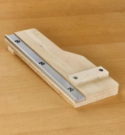 Lee Valley Veritas Miniature Shooting Board