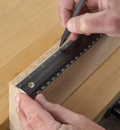 Lee Valley Veritas 24"/600mm Bench Rule