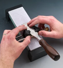 Lee Valley Veritas Side-Clamping Honing Guide