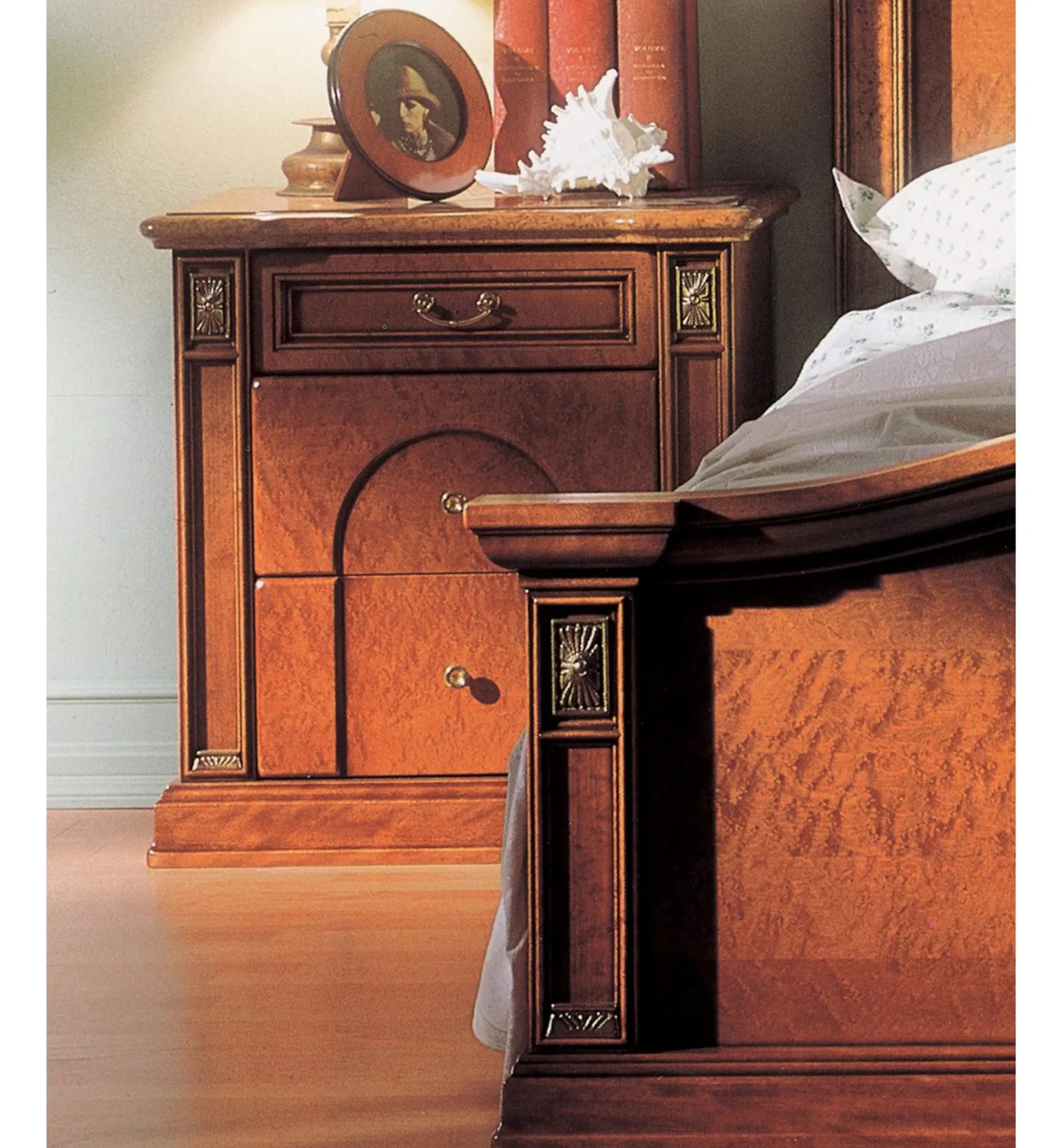 Lee Valley Vertical Accents