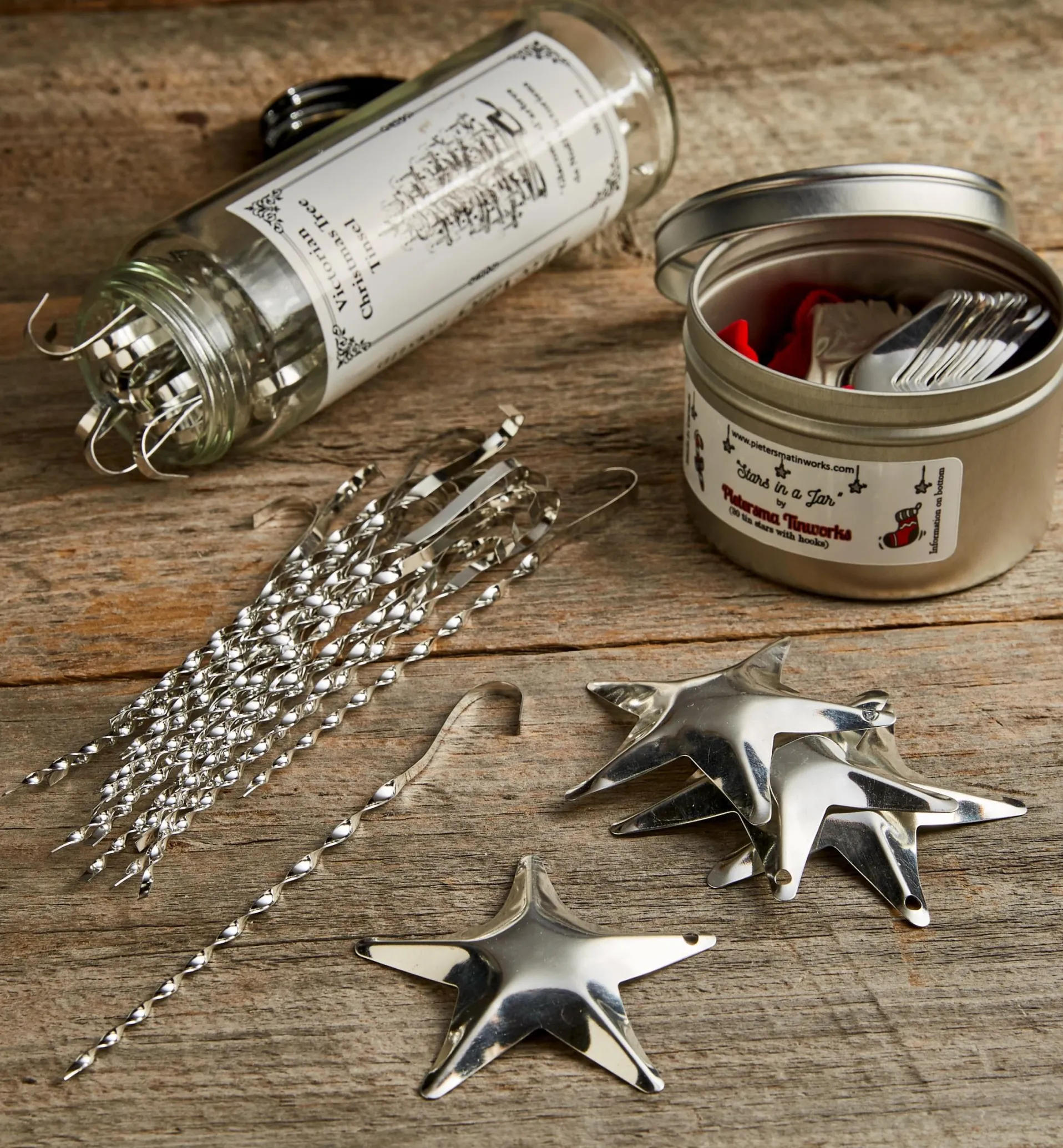 Lee Valley Victorian Christmas Tree Ornaments