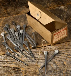 Lee Valley Vintage Horseshoe Nails