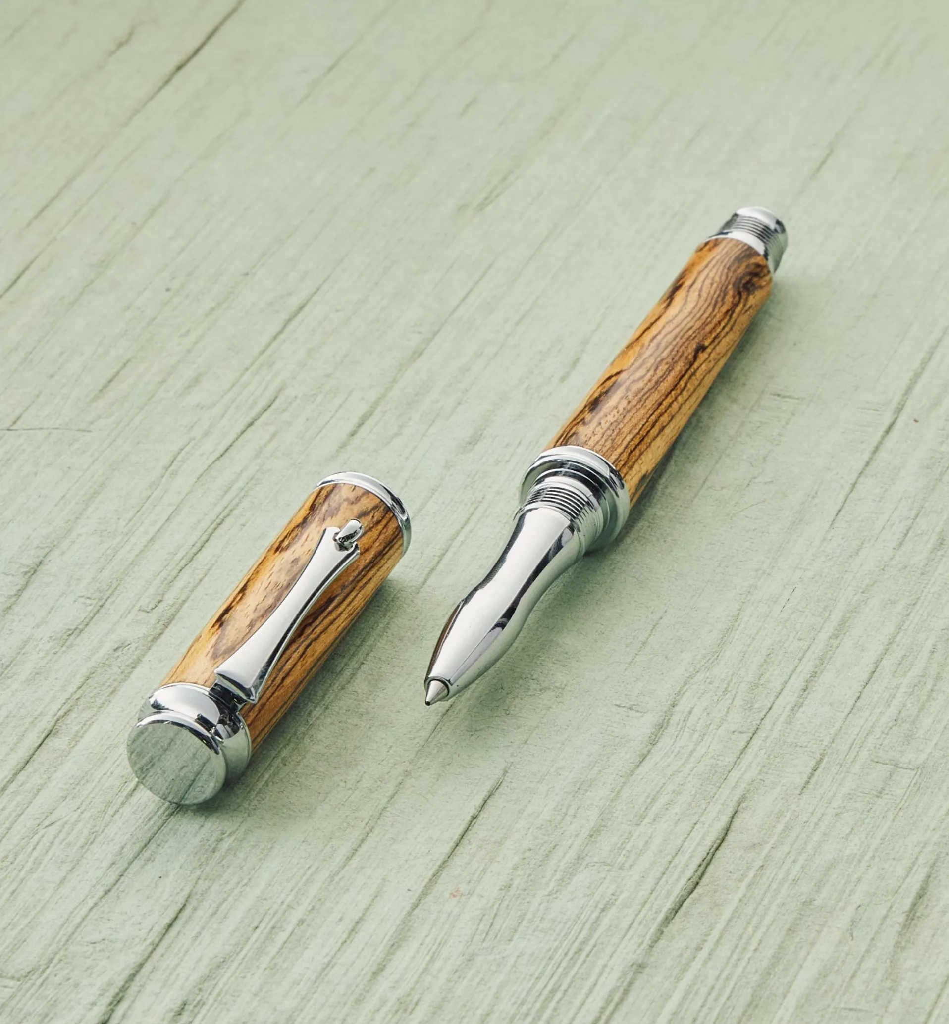 Lee Valley Virage Rollerball Pen Hardware