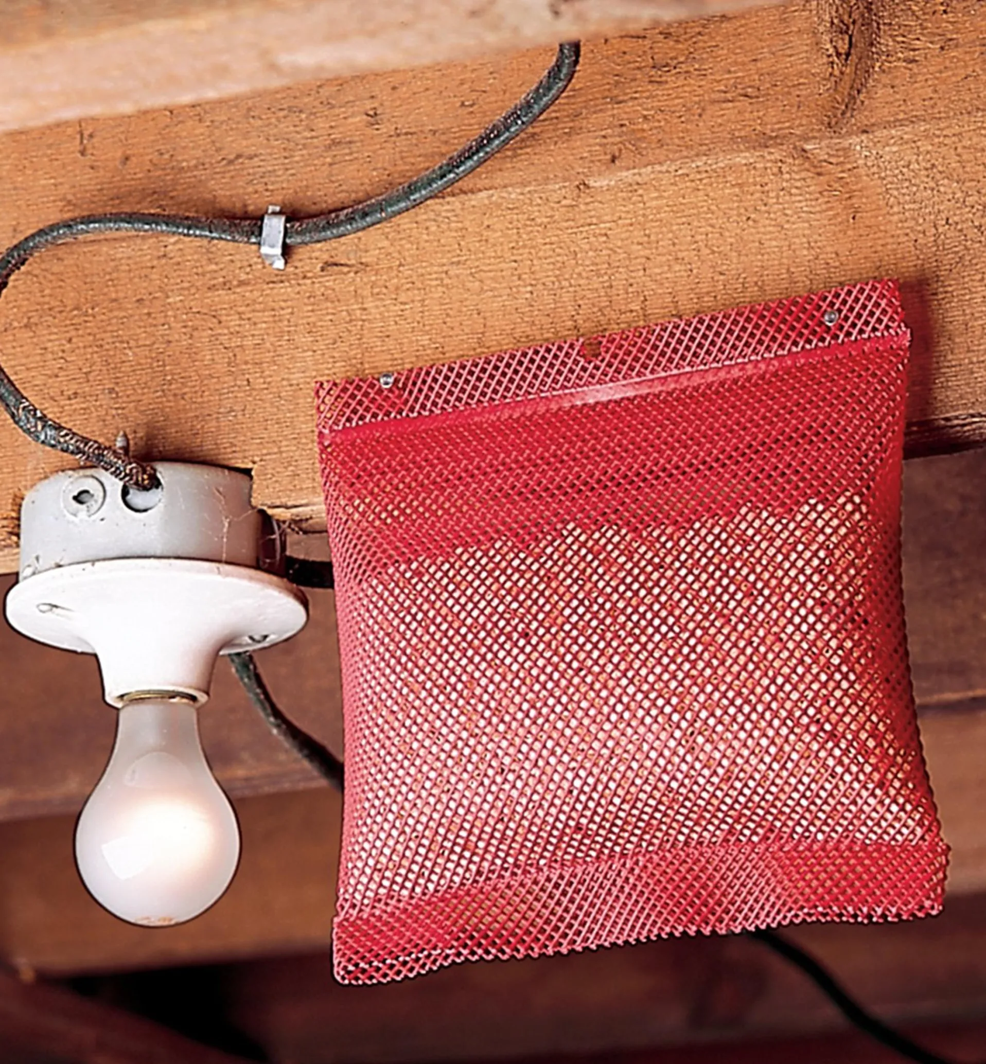 Lee Valley Volcanic Deodorizer