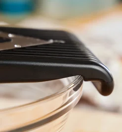 Lee Valley V-Slicer With Julienne Blade