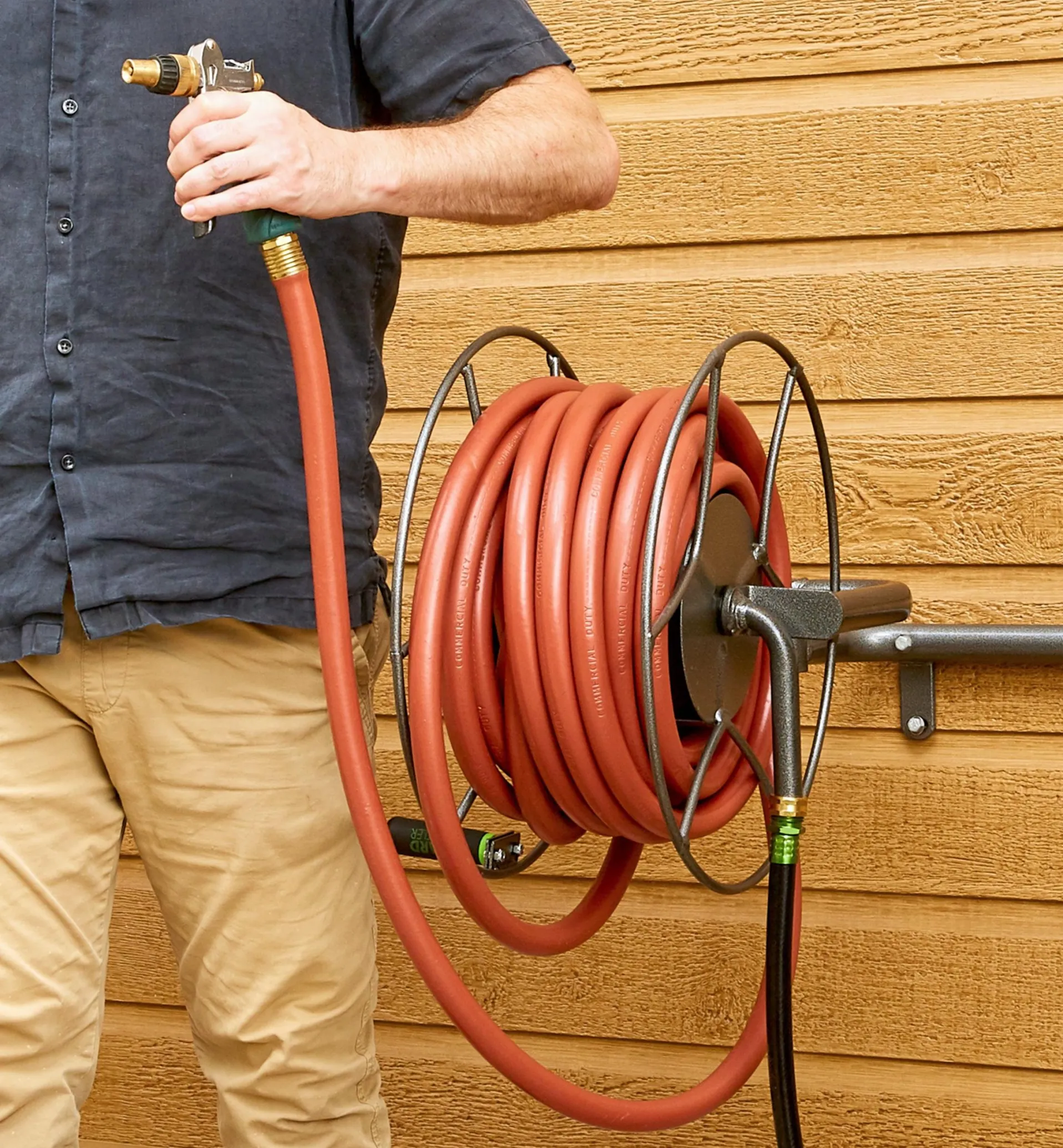 Lee Valley Wall-Mount Swivel Hose Reel