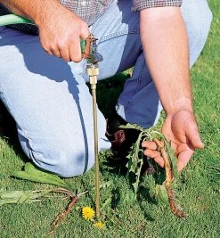 Lee Valley Water-Powered Weeder