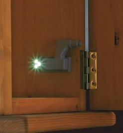Lee Valley Wireless Hinge LED